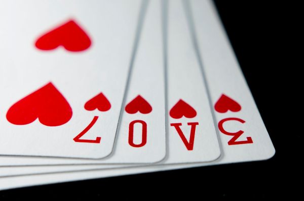 https://www.reddit.com/r/poker/comments/1tzqvj1/downswing_hit_500_hours_quitting_poker_ggs/ - 【心理博弈】下风期500小时，他选择离开：一位业余玩家的扑克心