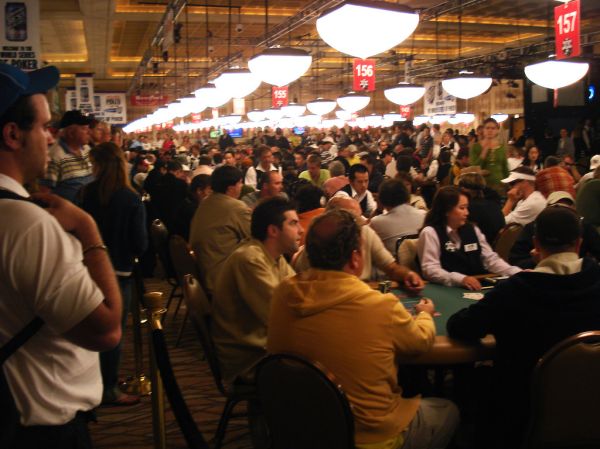 WSOP主赛是什么 - WSOP主赛是什么？一文读懂世界扑克系列赛主赛事