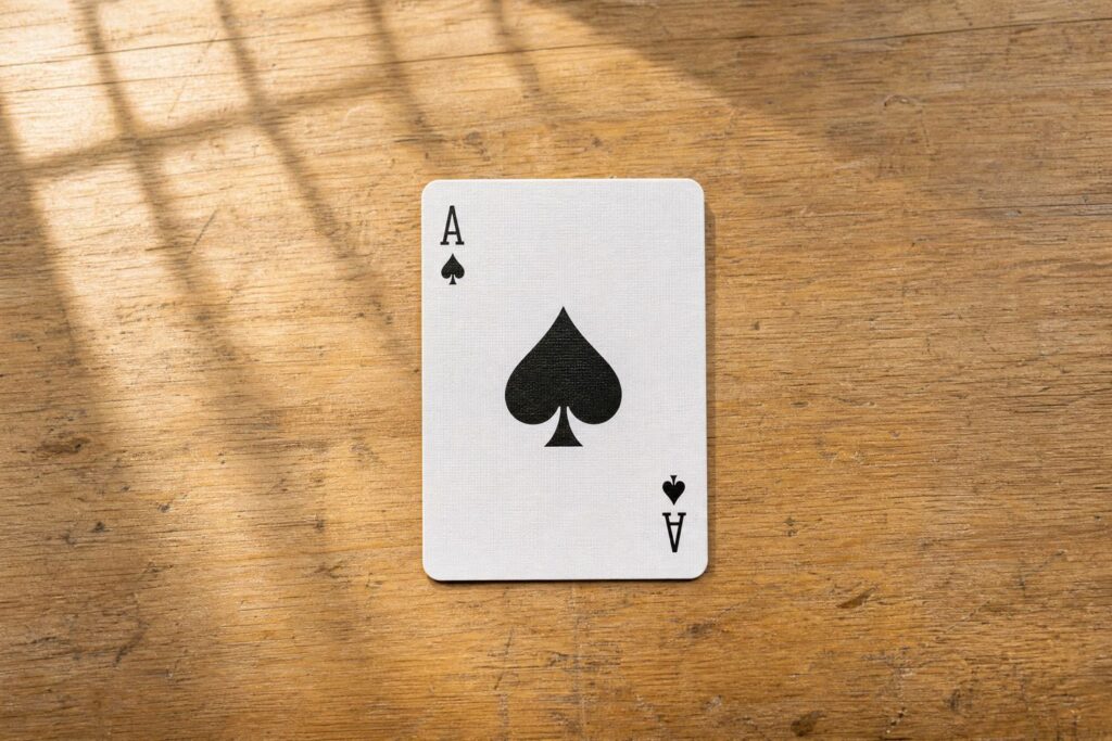QQPOKER德州扑克技巧攻略:从起手牌到河牌的完整决策框架